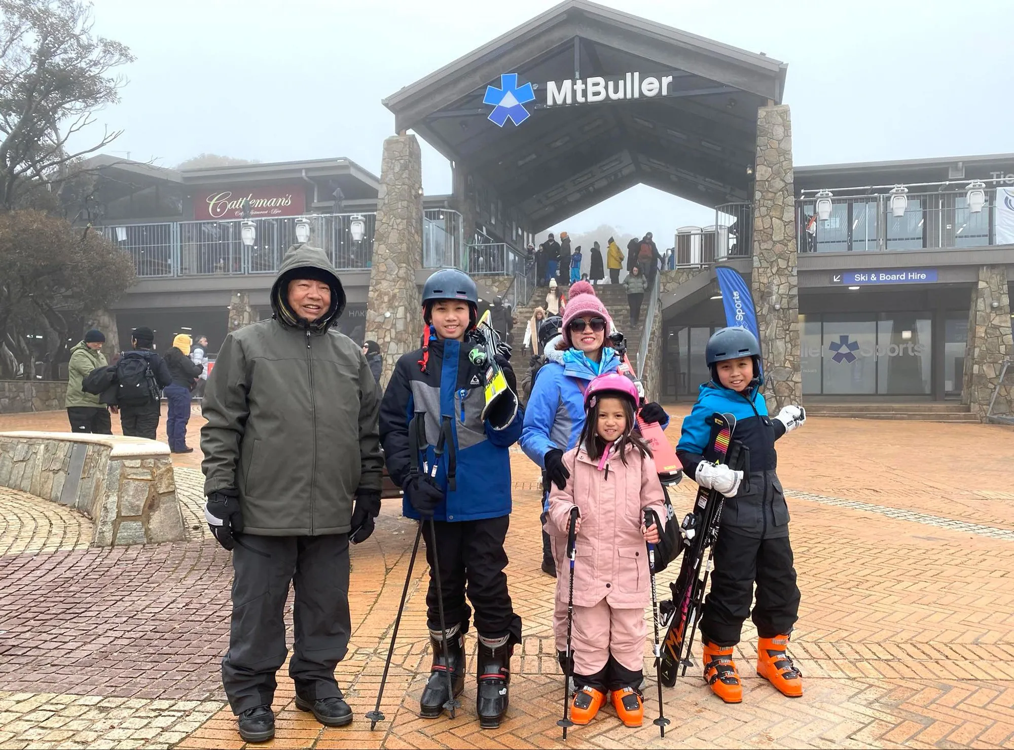 5ac8386f-d0f9-41c2-8f02-7d1f8bb73525-2000x1478.webp (409 KB)