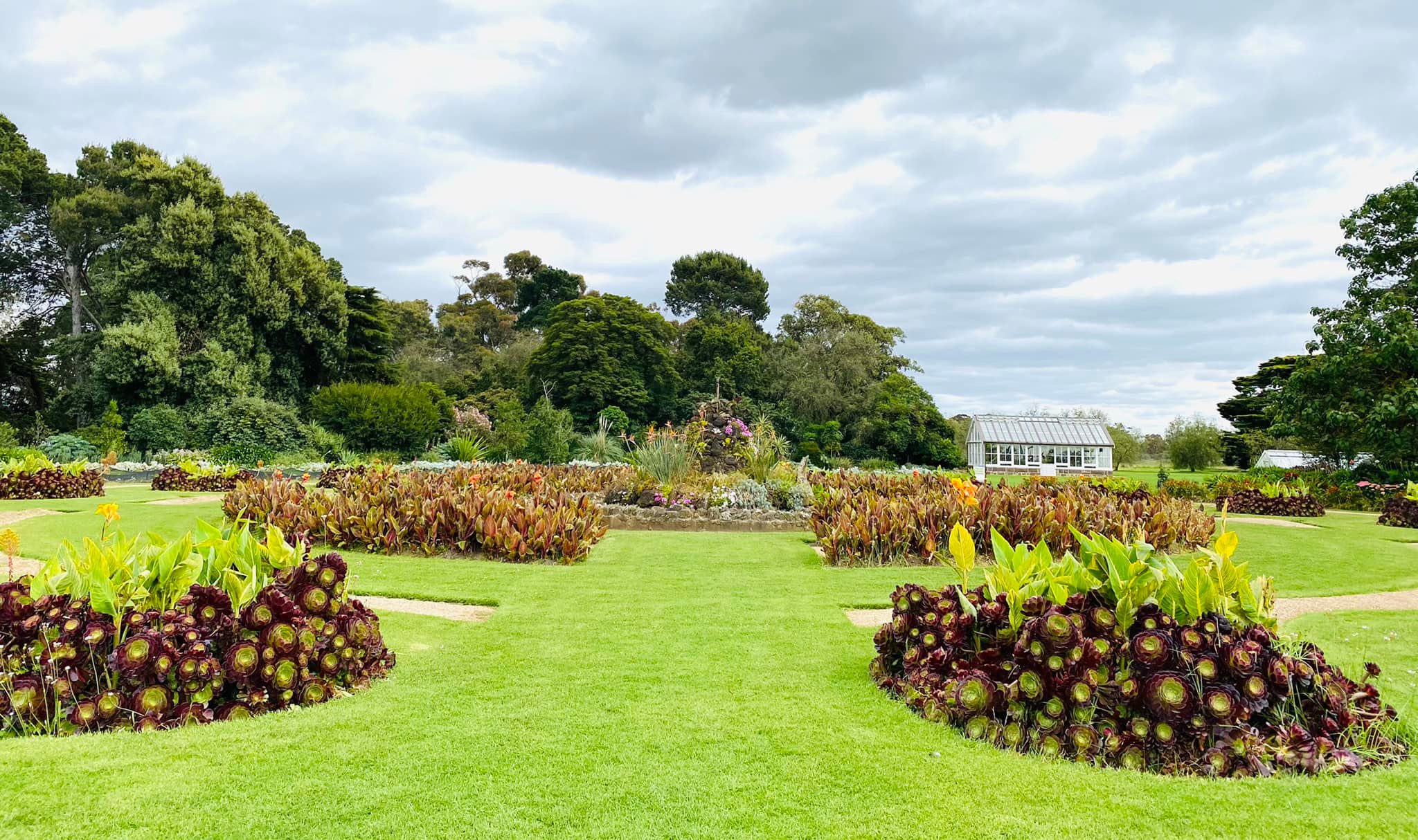 C&ocirc;ng vi&ecirc;n v&agrave; l&acirc;u đ&agrave;i Werribee