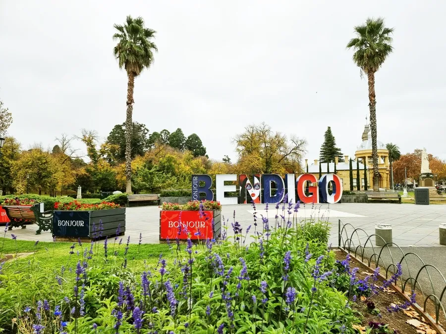 item image 301 album của tour Chùa phật ngọc Bendigo và hoa