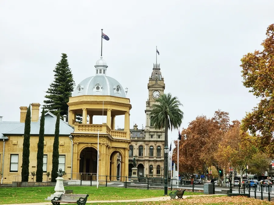 item image 303 album của tour Chùa phật ngọc Bendigo và hoa