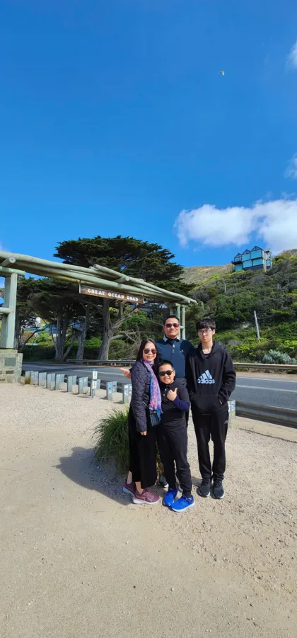 item image 521 album của tour Great Ocean Road  và 12 vị tông đồ