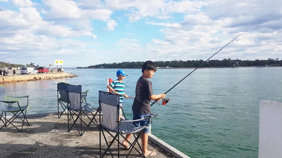 item image 526 album của tour Lake Entrance - Bắt ghẹ vớt tôm