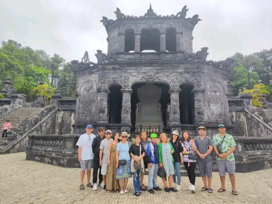 item image 788 album của tour Du lịch Huế, Đà Nẵng